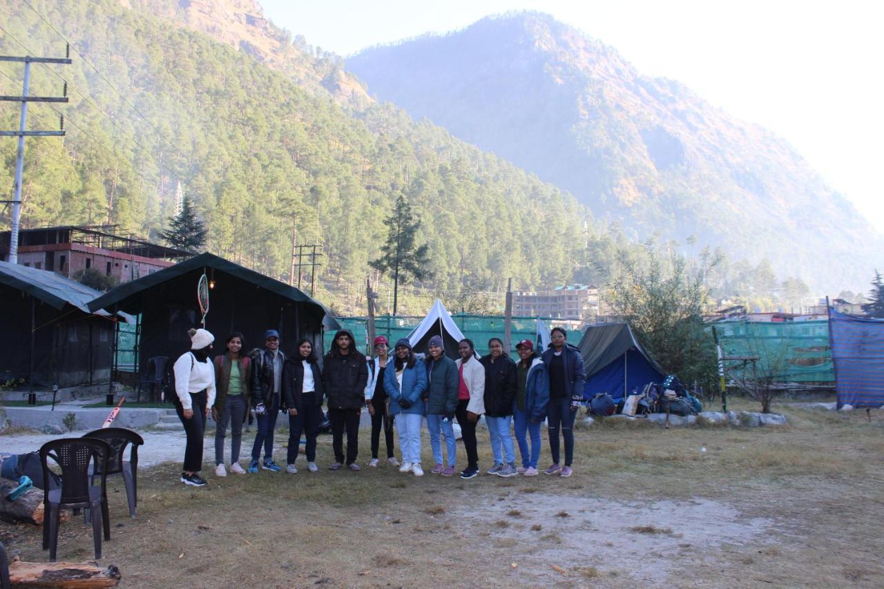 Stayhigh Camps & Cottages Kasol Esterno foto